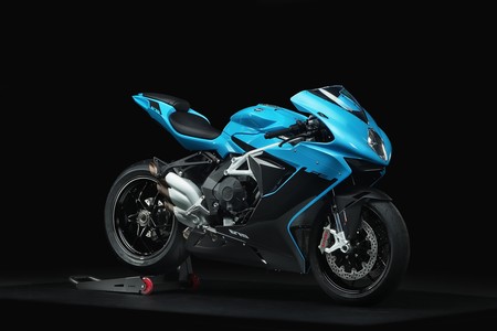 ¡Bellas! Las MV Agusta F3 675 y Brutale 800 limitadas para el carnet de moto A2 volverán en 2019
