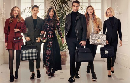 Jon Kortajarena encabeza la campaña de invierno de FURLA con influencers como protagonistas