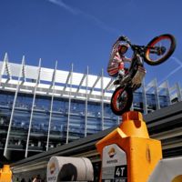 Toni Bou, Takahisa Fujinami y Jaime Busto demuestran sus habilidades en Campus Repsol 