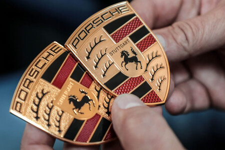 Porsche Logo 4