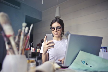 Alexa ya tiene modo manos libres en tu móvil: así puedes activarlo en iOS y en Android
