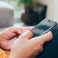 De acordo com Elon Musk, Bill Gates e Mark Zuckerberg, o fim dos smartphones está próximo 