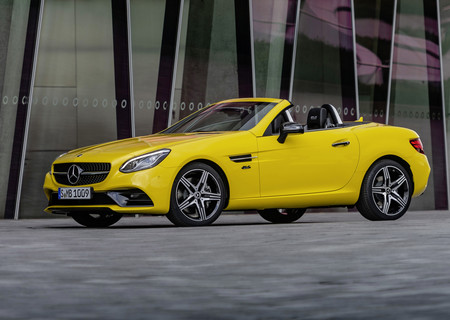 Así es el Mercedes-Benz SLC Final Edition: colorido colofón para la tercera generación de este roadster