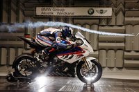BMW Motorrad afila el cuchillo para la temporada que viene