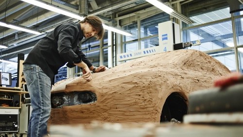 Así se hacen los modelos de arcilla de los coches
