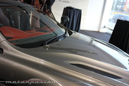 Aston Martin Vanquish