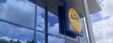 Vuelve a Lidl, a tiempo para la lluvia, el tendedero plegable Vileda que cabe en cualquier rincón: ahora más barato 