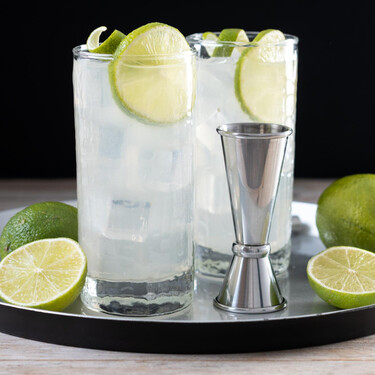 Un buen gin tonic no puede faltar tras una buena cena de Nochevieja y con esta ginebra gallega nos quedará de vicio