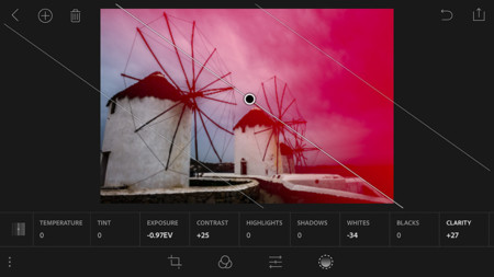 Lightroom para móviles se actualiza con soporte para RAW y captura con controles manuales en DNG