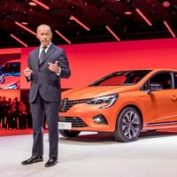 El efecto Ghosn sigue haciendo estragos: Renault despide "con efecto inmediato" a su director general