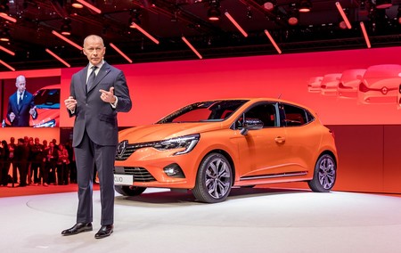 El efecto Ghosn sigue haciendo estragos: Renault despide "con efecto inmediato" a su director general