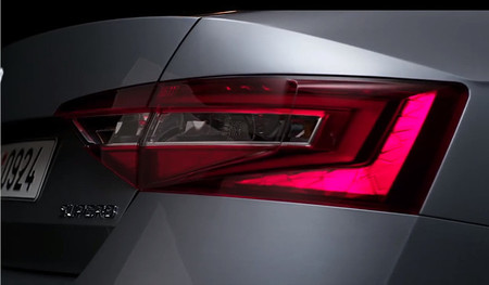 Vídeo teaser: El nuevo Škoda Superb quiere ser un Audi