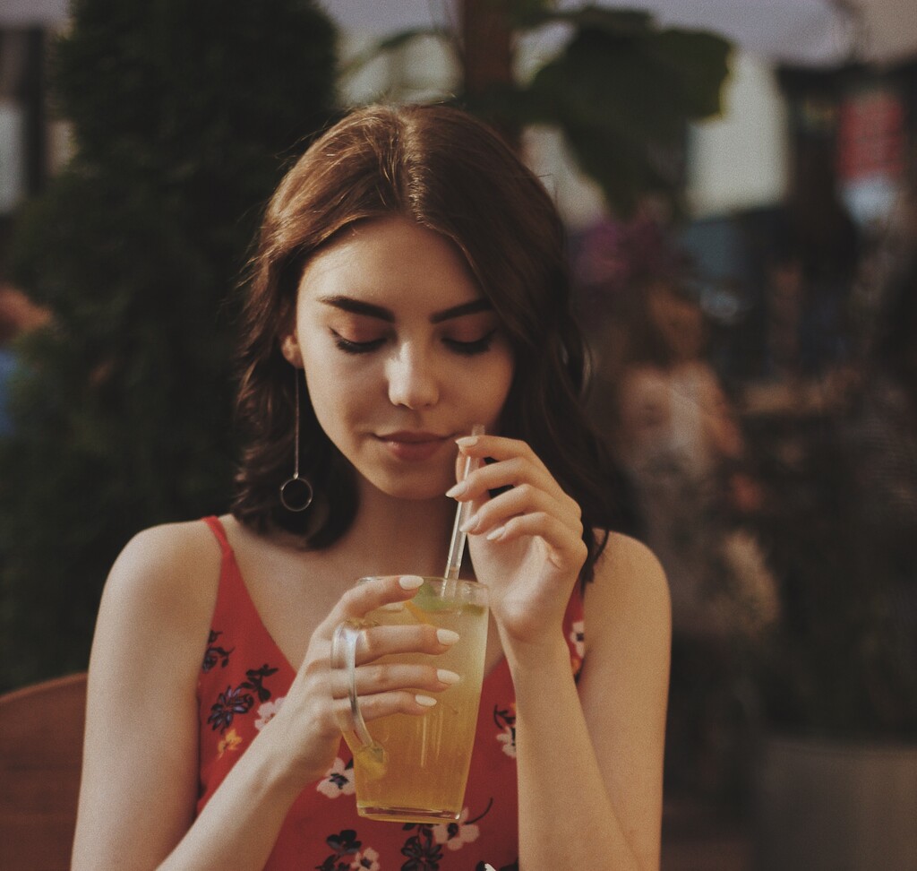 Tomar té en verano: siete infusiones frías muy refrescantes