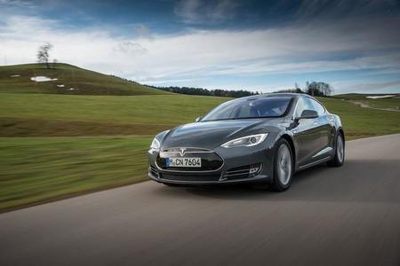 Tesla Model S oficialmente declarado compatible con la red CHAdeMO