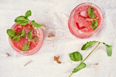 Receta fácil de licuado de lichi con menta: un elixir de la juventud