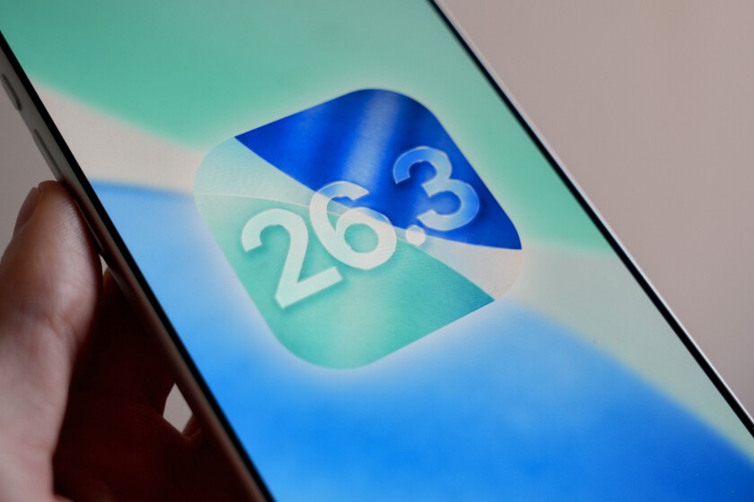 Tras el parón navideño esperábamos la nueva beta de iOS 26.3. Lo que ha llegado es una actualización, pero muy diferente