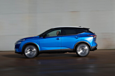 Nissan Qashqai 2021 conducción