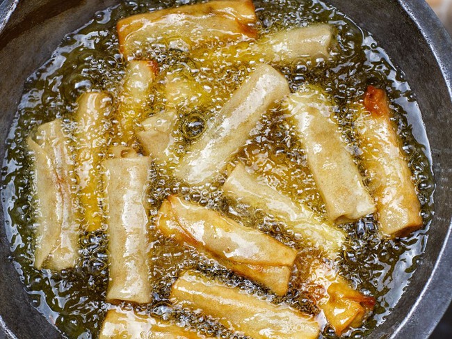3 ideas fáciles que puedes hacer con el aceite de cocina que ya utilizaste