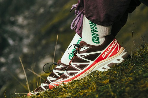 El outlet de El Corte Inglés se suma a la fiebre del deporte con una liquidación de zapatillas Salomon a mitad de precio  