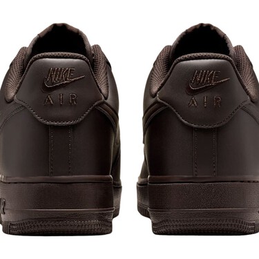 Las zapatillas que más lo van a petar en otoño son estas Air Force 1 que se pintan del color en tendencia para acompañarte en todos tus looks 