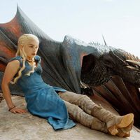 "Si voy a morir, que sea en directo". Emilia Clarke temió ser despedida de Juego de Tronos tras sufrir un aneurisma cerebral
