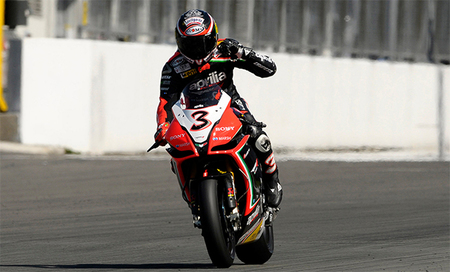 Max Biaggi, Campeón del Mundo de Superbikes por medio punto