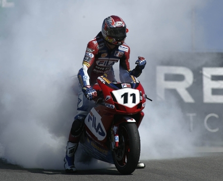 Ruben Xaus Laguna Seca 2003