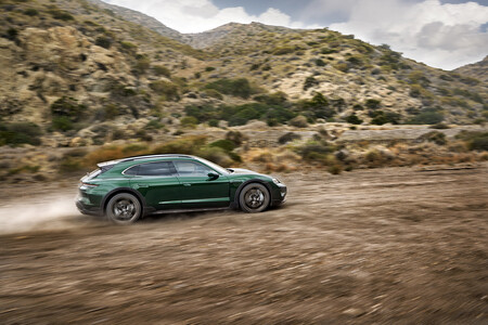 Porsche Taycan 2024 0156 Fine