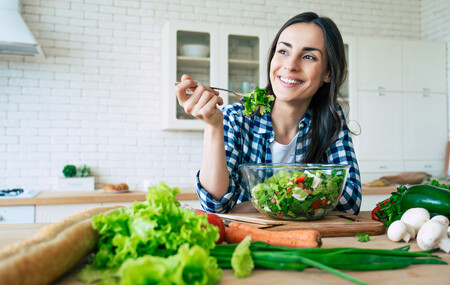 La alimentación de la mujer no solo influye en su fertilidad y desarrollo del embarazo, sino también en la salud del futuro bebé