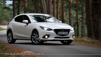 Mazda3 5p 2.0 y 2.2D automáticos, prueba (equipamiento, versiones y seguridad)