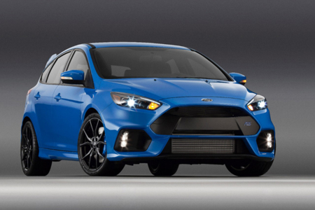 El Ford Focus RS 2015 se viste de azulito para su debut en Nueva York