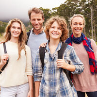 El reto de sobrevivir al verano con un hijo adolescente en casa  