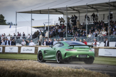 Así fue el estreno del Mercedes-AMG GT R, en 19 imágenes