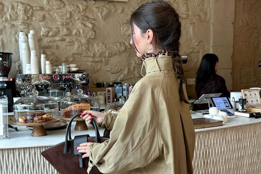 Las nuevas Nike en color nata que adoran las fans del estilo old money porque son elegantes y atemporales