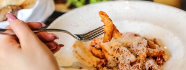 Abandona el restaurante sin pagar una cuenta de 70 euros y todos los locales de la zona le cierran las puertas durante un año 
