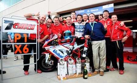 Superbikes EE.UU 2011: Carlos Checa rumbo al título