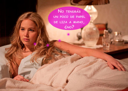 Jennifer Lawrence tiene buen trasero, pero ¿tanto como para rascarlo con una roca sagrada?