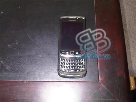 BlackBerry Slider, ahora posible BlackBerry 9900/9930