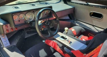 Lambo Replica Interior