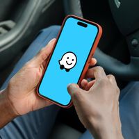 Waze es de las mejores apps GPS para iPhone, pero lleva diez años con una función de lo más molesta. Y así se desactiva 