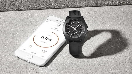 Armani Exchange se suma a los wearables con un reloj inteligente para estar siempre conectado