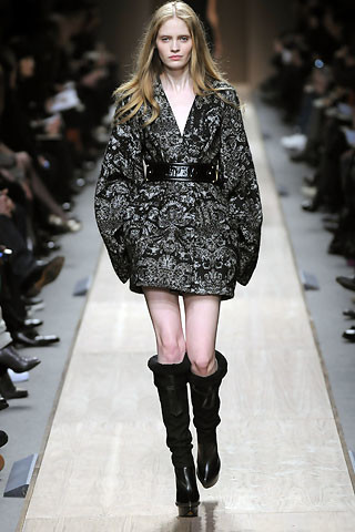 Clon del abrigo de Stella McCartney en Mango