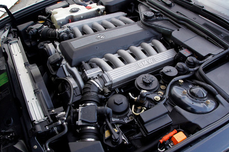 Los motores V12 de BMW cumplen 25 años