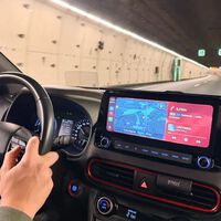 Siri tendrá que compartir el salpicadero: Apple planea abrir CarPlay a otras inteligencias artificiales, pero con una condición 