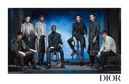 Dior Etro Y Mas Un Vistazo A Las Primeras Imagenes De Las Campanas Otono Invierno 20202021