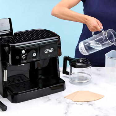 Novedad en Lidl: una cafetera de doble función que une la exprés y la de goteo de toda la vida