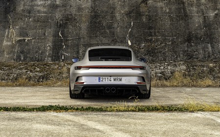 Prueba 2024 Porsche 911 GT3 Touring 6