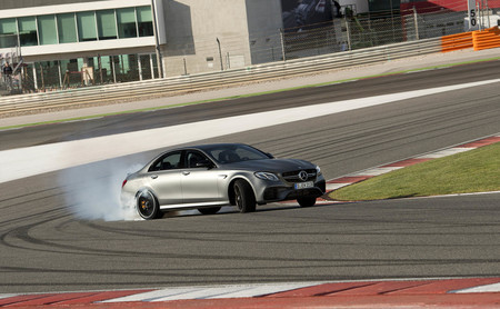 Mercedes-AMG E 63S 4Matic+ drift