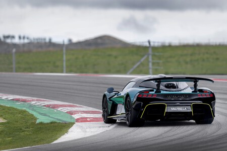 Aston Martin Valhalla