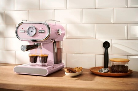 Cafetera rosa